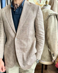 Load image into Gallery viewer, Italian Linen Harrods Patch Pocket Sportcoat in Coffee Plaid
