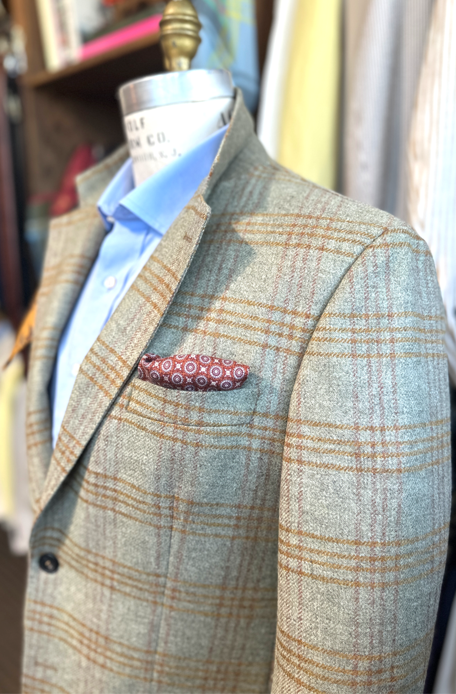 Hacking Jacket in Lovat & Gold