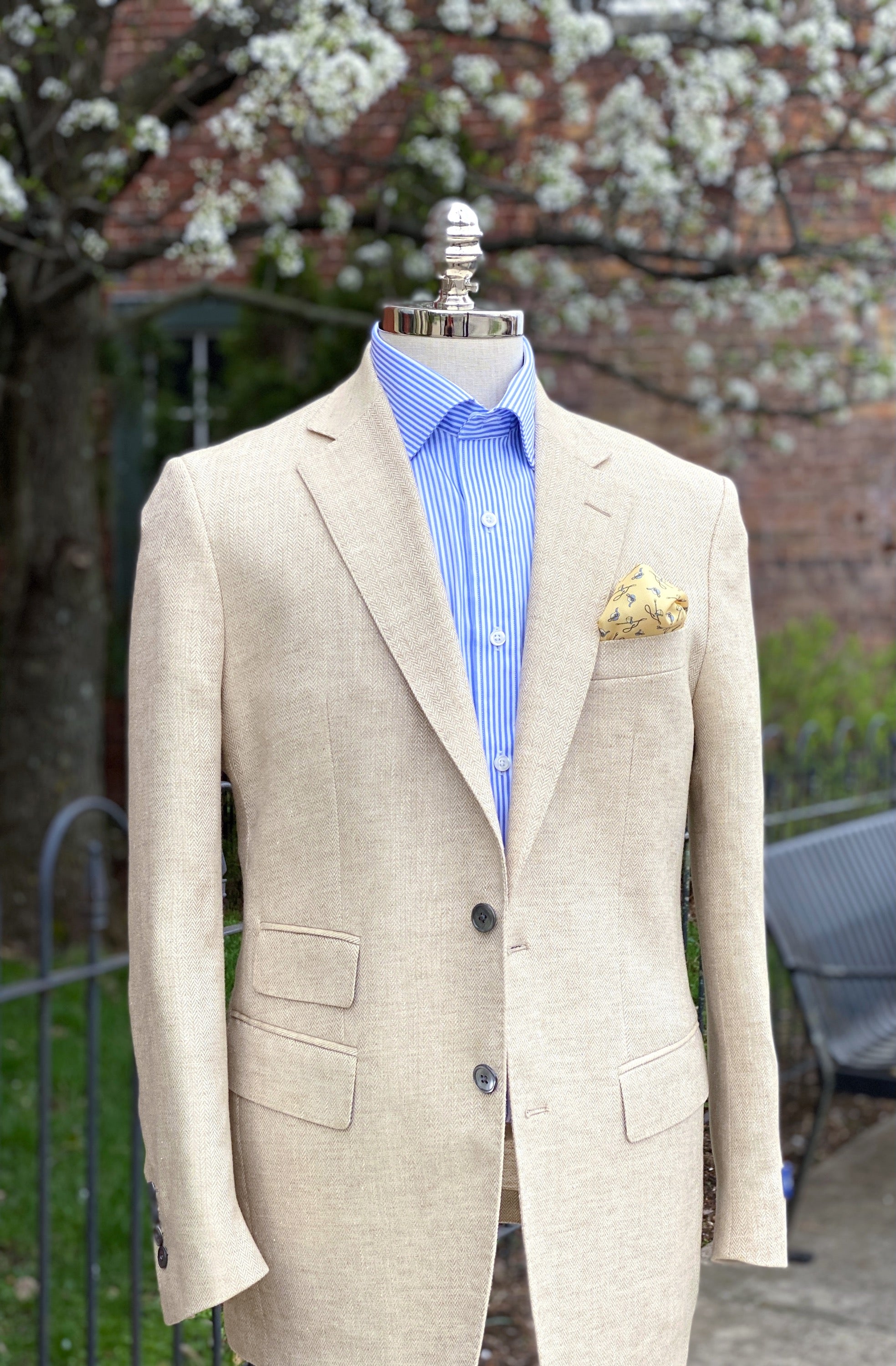 Harrods Sportcoat in Tan Linen Herringbone