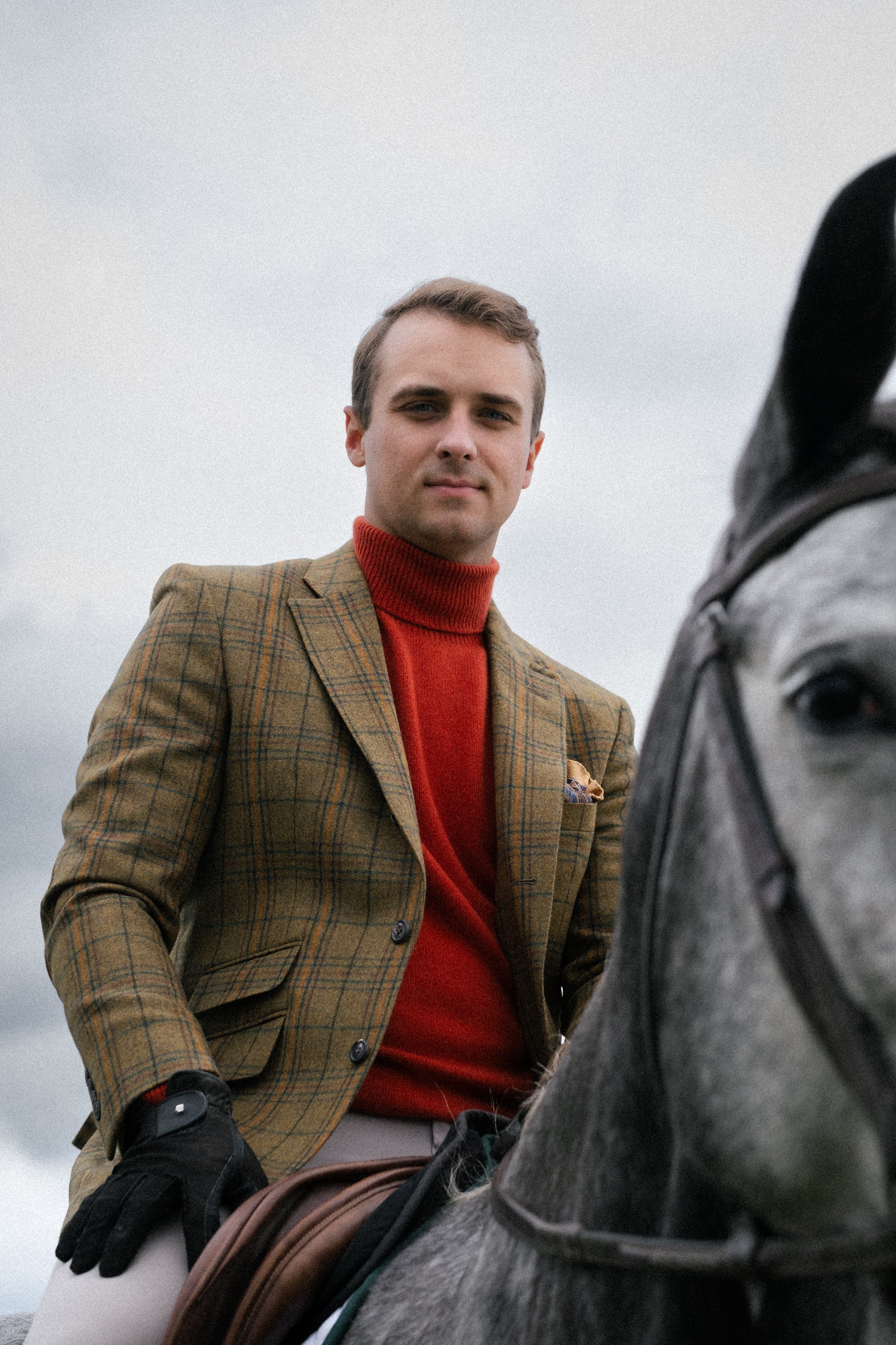 Hacking Jacket in Lambswool Moss/Red/Gold Multiplaid