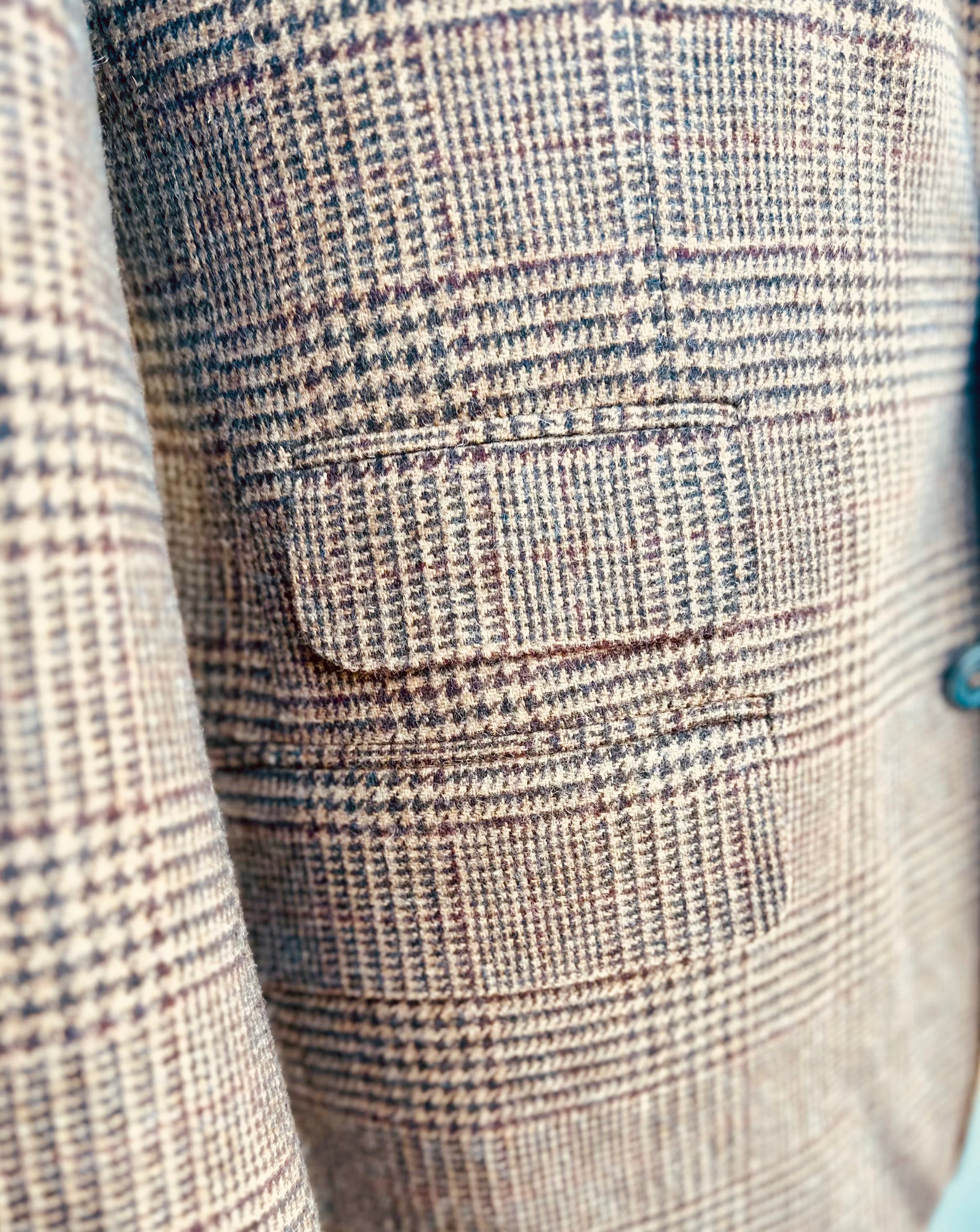 Harrods Flap Pocket Jacket in Sand/Brown Merino Glen Plaid